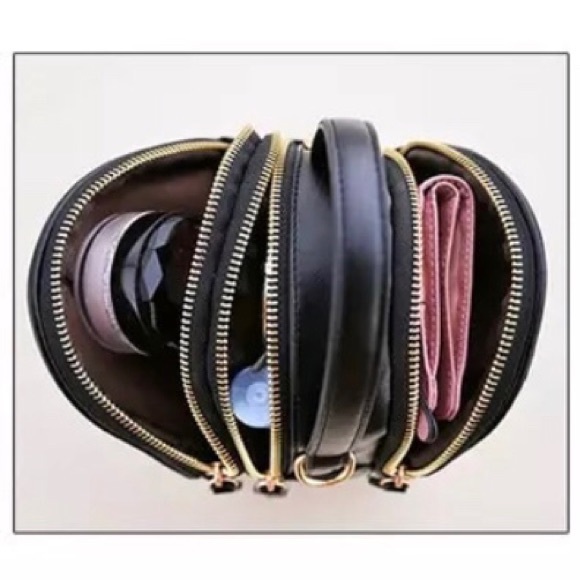 Just In! 🆕 FLORENCE Cicada Quilted Crossbody - Picture 8 of 8